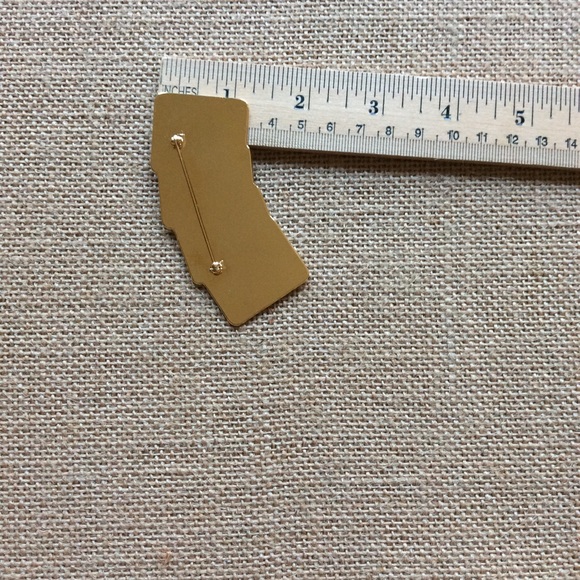 A Royal Flush Brooch - Picture 4 of 15